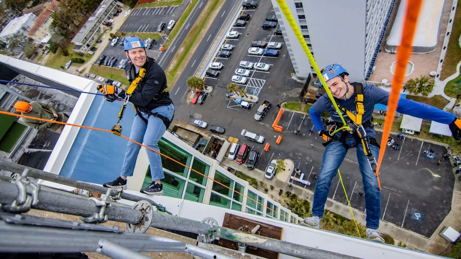 Surfside Beach mayor rappels down high-rise hotel for local nonprofit